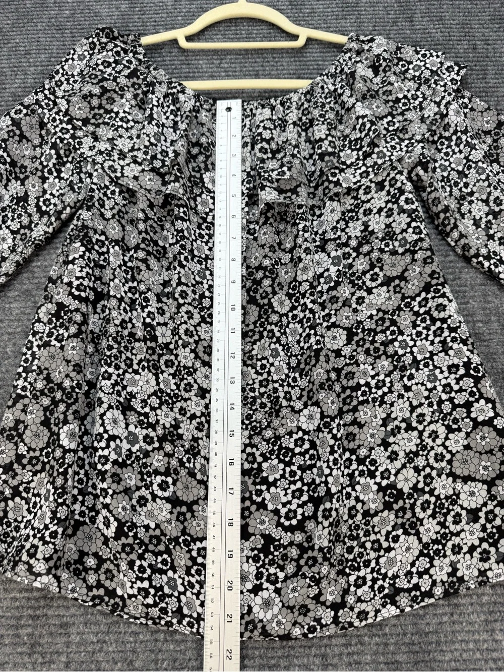 Michael Kors Womens Medium Off Shoulder Floral Blouse Bell Sleeve Lined Black